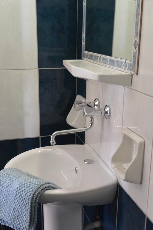 Hotel Hariklia Agia Galini Oda fotoğraf